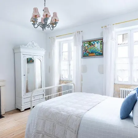 Saint-martin-de-re Sleeps 4 Saint-Martin-de-Ré