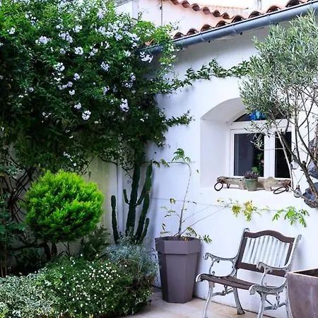 Saint-martin-de-re Sleeps 4 * Saint-Martin-de-Ré