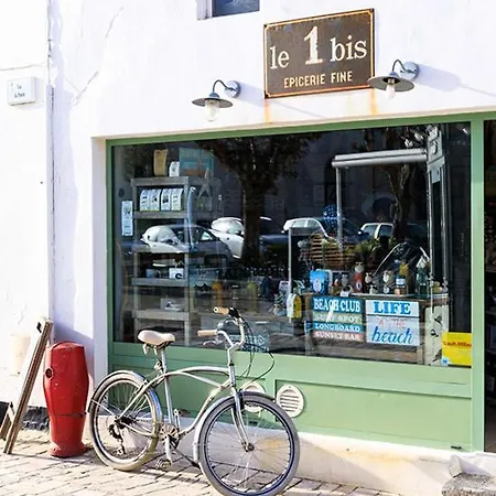 Villa Saint-martin-de-re Sleeps 4