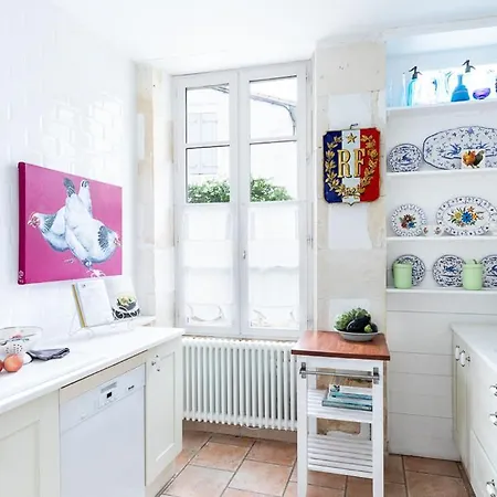 Saint-martin-de-re Sleeps 4 Villa *