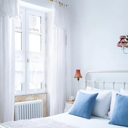 Saint-martin-de-re Sleeps 4 Saint-Martin-de-Ré